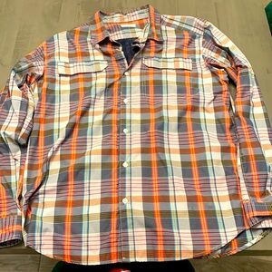 Columbia L vented shirt